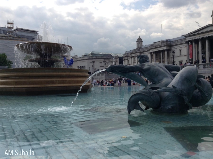 Water fountain at Trafalgar Square