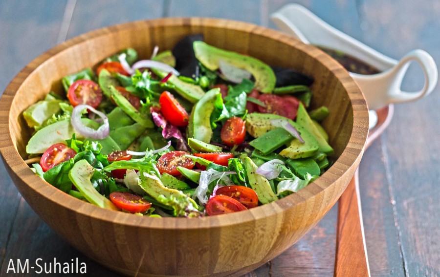 Beautiful Salad bowl, courtesy of Maya-Kitchennette!